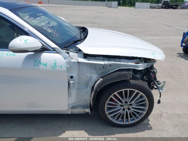 ZARFANBN3K7611847 Alfa Romeo Giulia Ti Lusso Awd