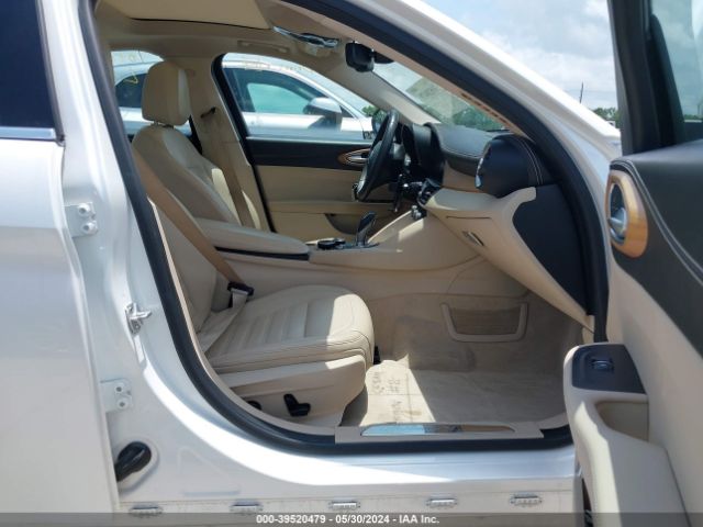 ZARFANBN3K7611847 Alfa Romeo Giulia Ti Lusso Awd