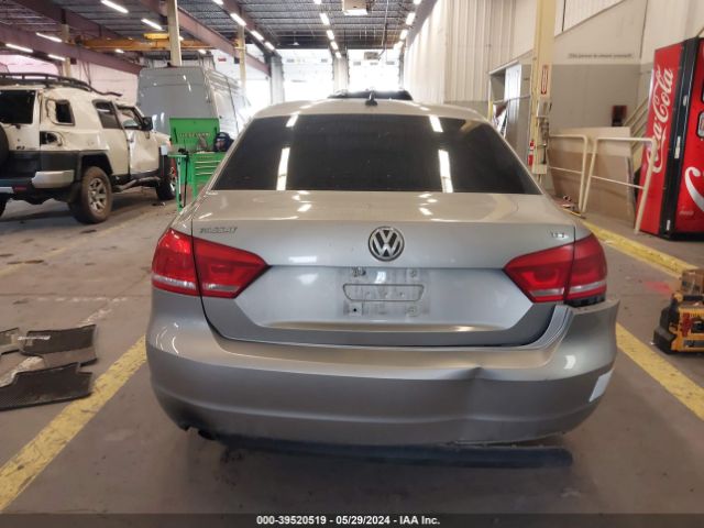 1VWAT7A35EC084851 Volkswagen Passat 1.8t Wolfsburg Edition