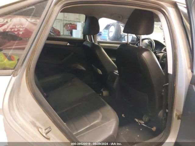 1VWAT7A35EC084851 Volkswagen Passat 1.8t Wolfsburg Edition