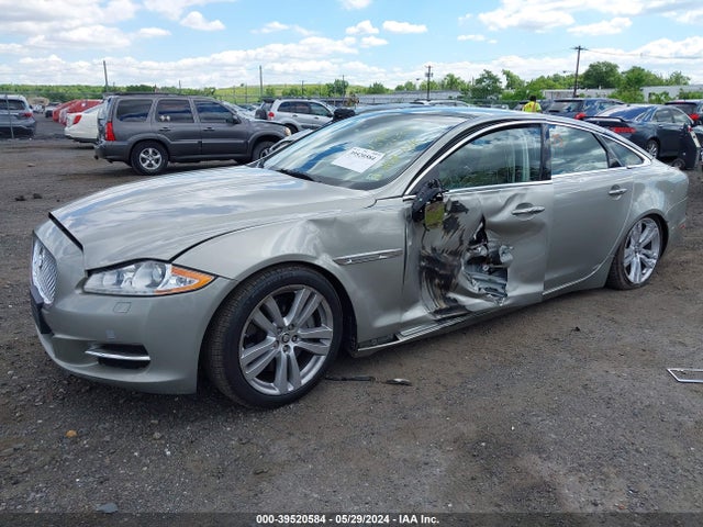 2013 JAGUAR XJ SAJWJ2GD1D8V57052 Photo 1