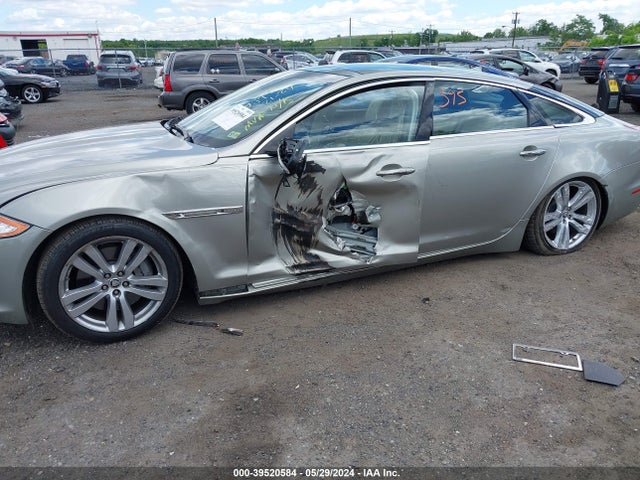 2013 JAGUAR XJ SAJWJ2GD1D8V57052 Photo 5