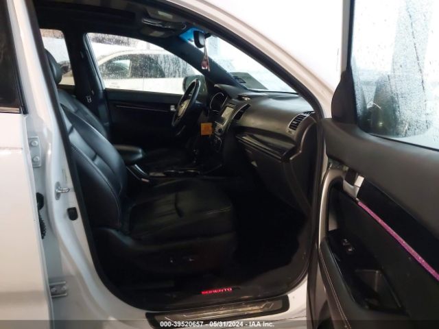 5XYKW4A77FG580439 KIA Sorento Limited V6