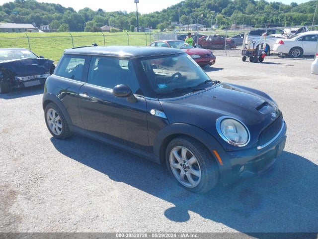 2008 MINI COOPER S WMWMF73518TT89108 Photo 0