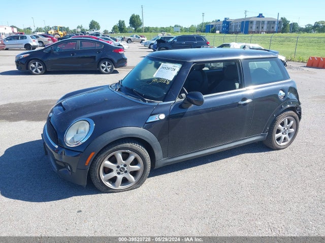 2008 MINI COOPER S WMWMF73518TT89108 Photo 1