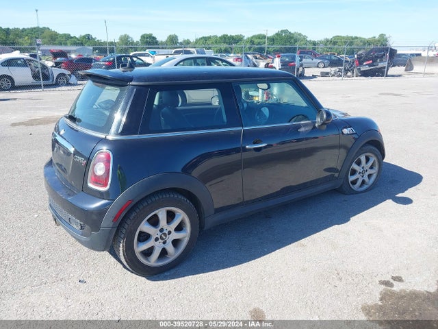 2008 MINI COOPER S WMWMF73518TT89108 Photo 3