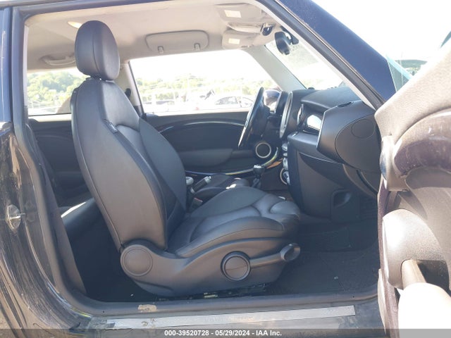 2008 MINI COOPER S WMWMF73518TT89108 Photo 4