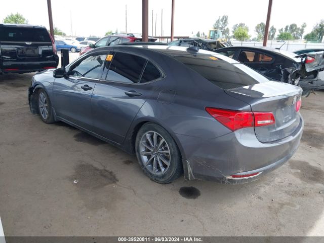 19UUB1F33JA005810 Acura TLX