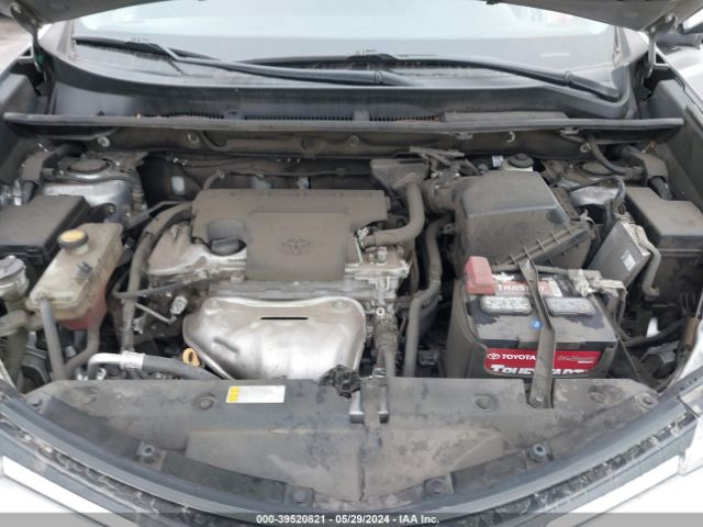 2T3WFREVXJW438135 Toyota Rav4 Xle