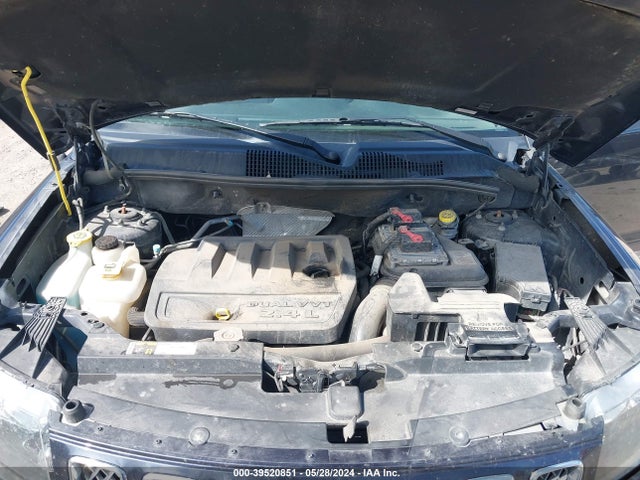 1C4NJDEB0FD245113 Jeep Compass Latitude
