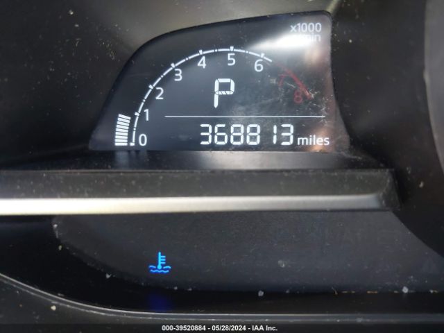 3MYDLBYVXKY523735 Toyota YARIS LE