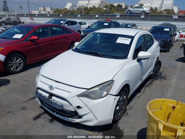 3MYDLBYVXKY523735 Toyota YARIS LE