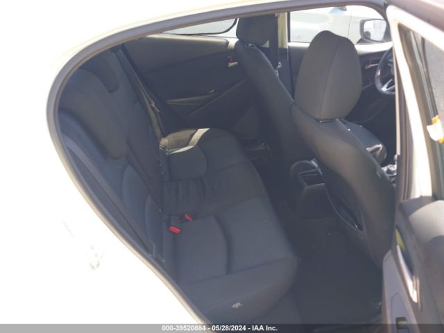3MYDLBYVXKY523735 Toyota YARIS LE