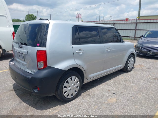 Scion XB 2014 JTLZE4FE9EJ063073 Image 4