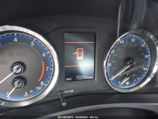 Toyota COROLLA LE 2018 5YFBURHE1JP738138 Image 7
