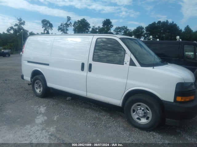 Chevrolet Express 2500 Work Van 2018 1GCWGAFP4J1344250 Image 6