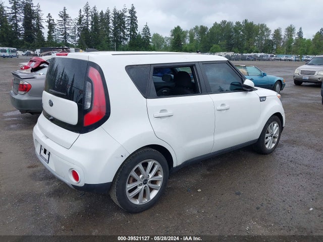 KIA SOUL + 2017 KNDJP3A52H7482095 Image 4