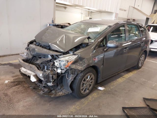 JTDZN3EU5FJ020589 Toyota Prius V Three