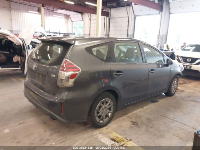 JTDZN3EU5FJ020589 Toyota Prius V Three