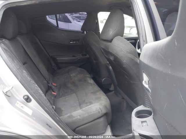 Toyota C-HR LE 2019 JTNKHMBX7K1053774 Image 8