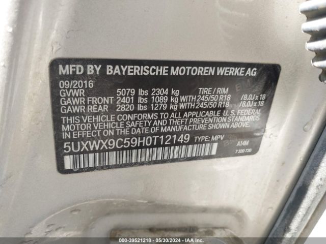 2017 BMW X3 5UXWX9C59H0T12149 Photo 8
