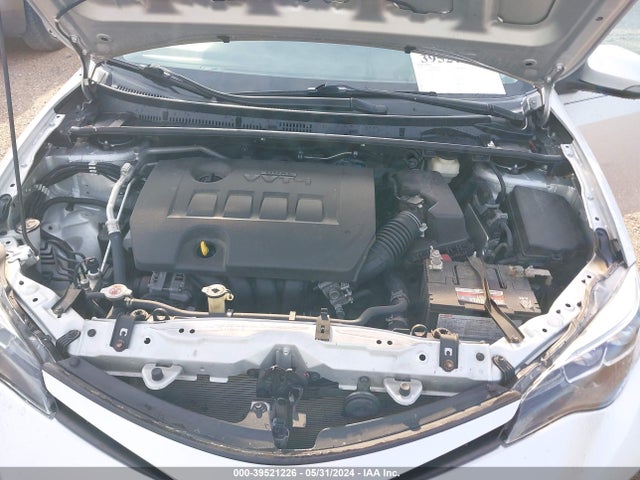 Toyota COROLLA SE 2018 5YFBURHE0JP821401 Image 10