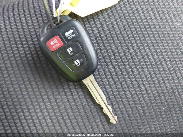 Toyota COROLLA SE 2018 5YFBURHE0JP821401 Image 11