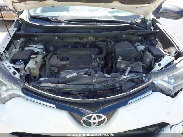Toyota RAV4 LE 2016 JTMBFREV6GJ075032 Image 10