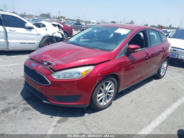 Ford FOCUS SE 2015 1FADP3K2XFL222121 Image 2