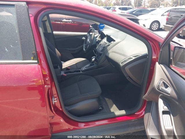 Ford FOCUS SE 2015 1FADP3K2XFL222121 Image 5