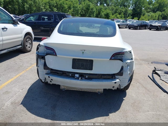 Tesla Model 3 Rear-wheel Drive 2022 5YJ3E1EAXNF325821 Image 16