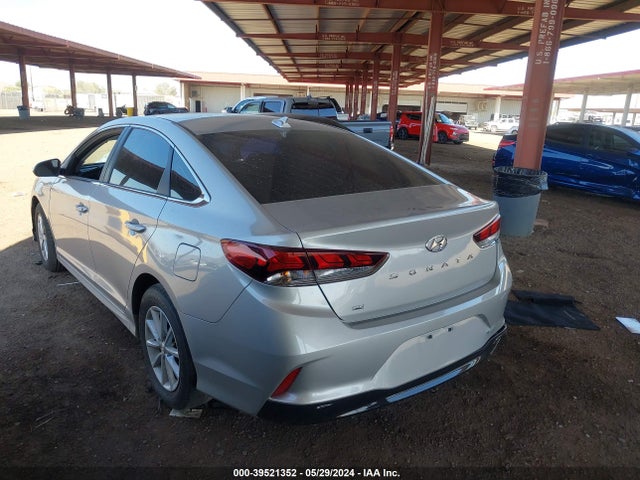 Hyundai SONATA SE 2019 5NPE24AF6KH799122 Image 3