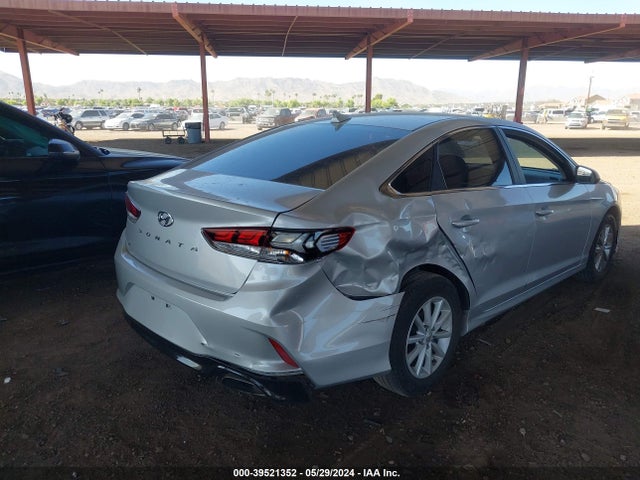 Hyundai SONATA SE 2019 5NPE24AF6KH799122 Image 4