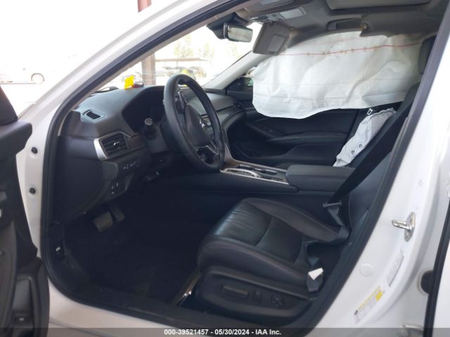 1HGCV2F96KA021207 Honda Accord Touring 2.0t