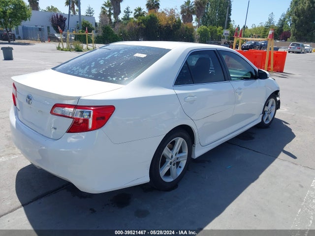 Toyota CAMRY SE 2014 4T1BF1FKXEU322243 Image 4