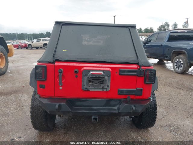 1C4BJWDG0GL216536 Jeep Wrangler Unlimited Sport