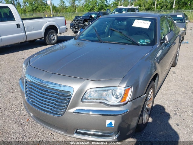 Chrysler 300 2014 2C3CCAAG4EH184355 Image 6