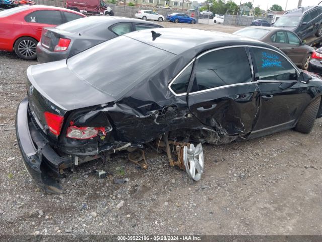 1VWCN7A31EC081576 Volkswagen Passat 2.0l Tdi Sel Premium