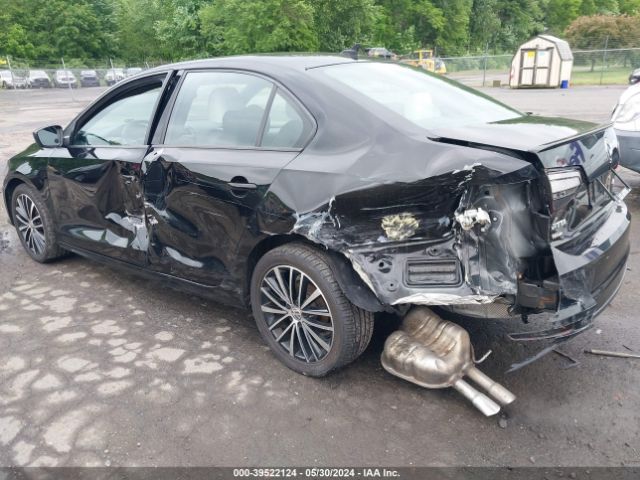 3VWD17AJ9GM414249 Volkswagen Jetta 1.8t Sport