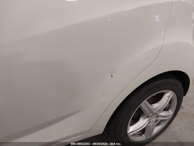 Chevrolet Spark 1lt Cvt 2015 KL8CD6S98FC793130 Image 6