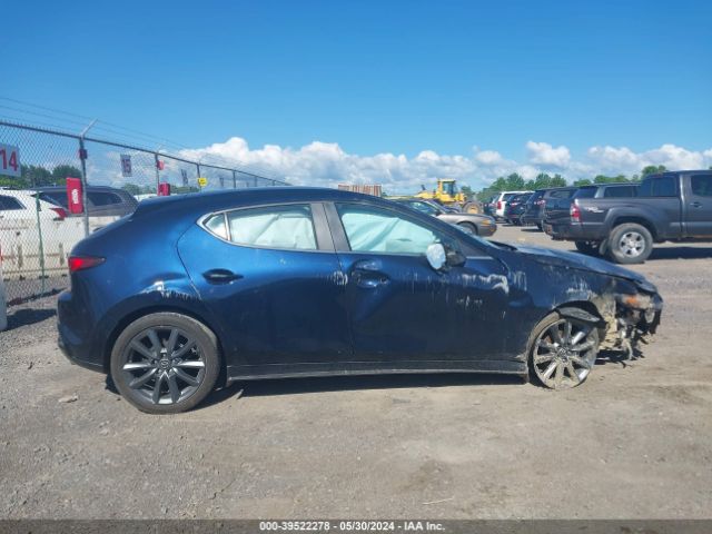 JM1BPAKL0N1516488 Mazda Mazda3 Select