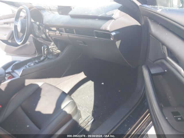 JM1BPAKL0N1516488 Mazda Mazda3 Select