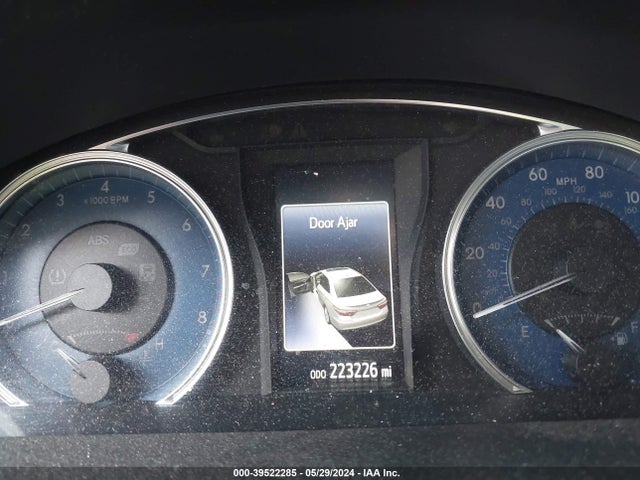 Toyota CAMRY LE 2016 4T4BF1FK5GR547730 Image 15