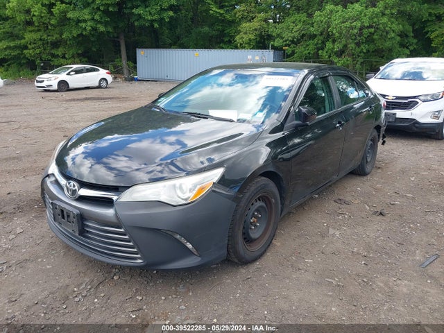 Toyota CAMRY LE 2016 4T4BF1FK5GR547730 Image 2