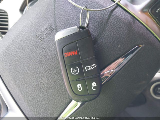 2012 CHRYSLER 300C 2C3CCAET4CH288784 Photo 10