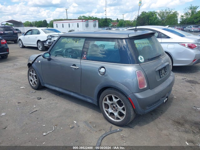 2003 MINI COOPER S WMWRE33453TD58335 Photo 2