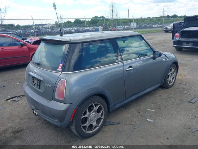 2003 MINI COOPER S WMWRE33453TD58335 Photo 3