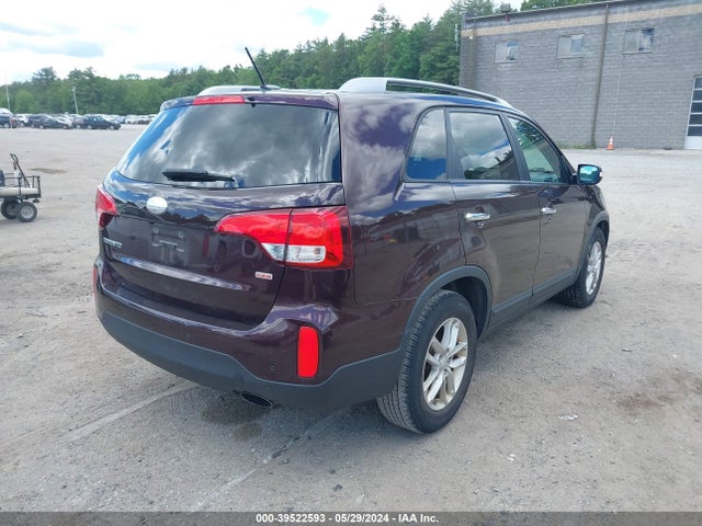 KIA SORENTO LX 2015 5XYKT3A63FG556911 Image 4