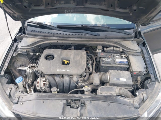 Hyundai ELANTRA SE 2018 5NPD74LF9JH286648 Image 10