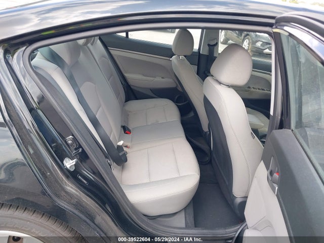 Hyundai ELANTRA SE 2018 5NPD74LF9JH286648 Image 8